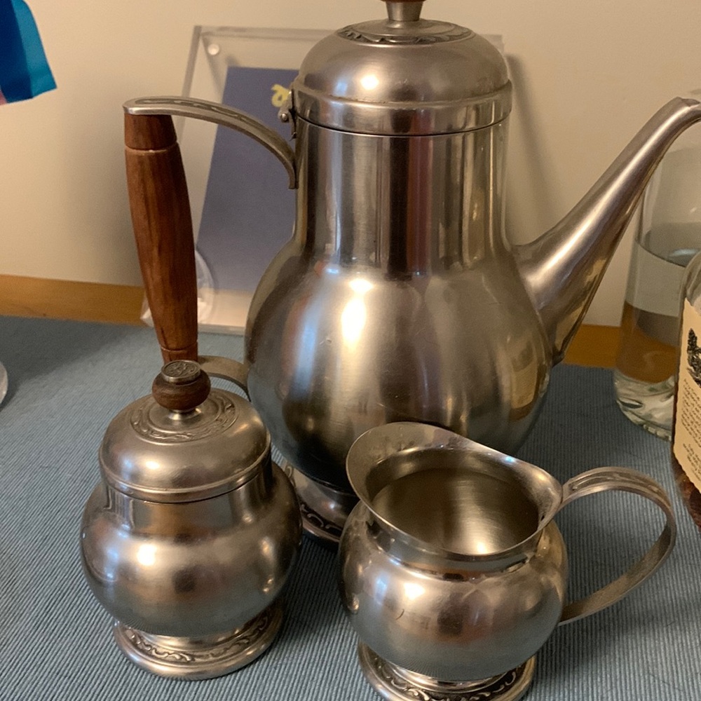 Vintage Oneida coffee service